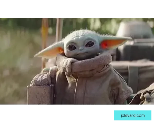 观察小个子球员如何击败外星人